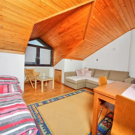 Appartement Viki *