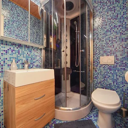 Viki Appartement *