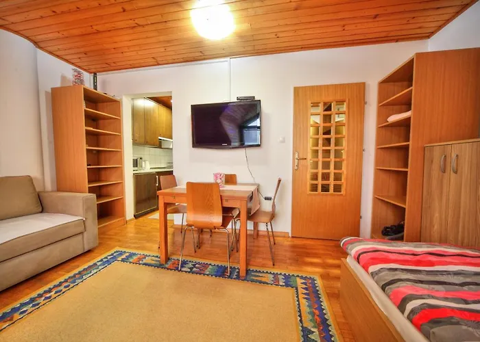 Viki קרנייסקה גורה